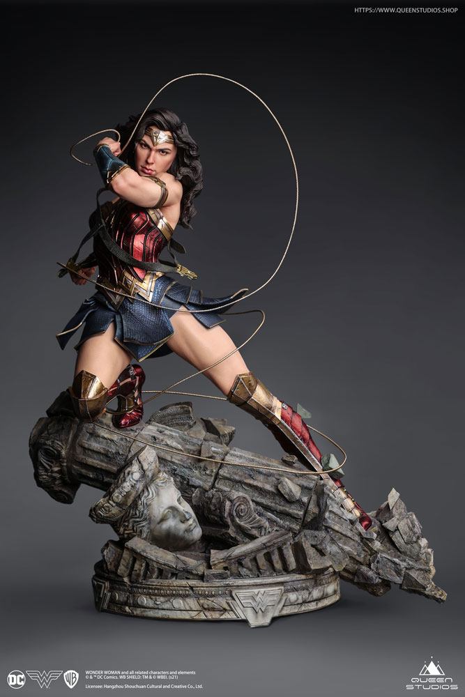 Wonder Woman Comic socha 1/4 Wonder Woman Early Bird Version 47 cm